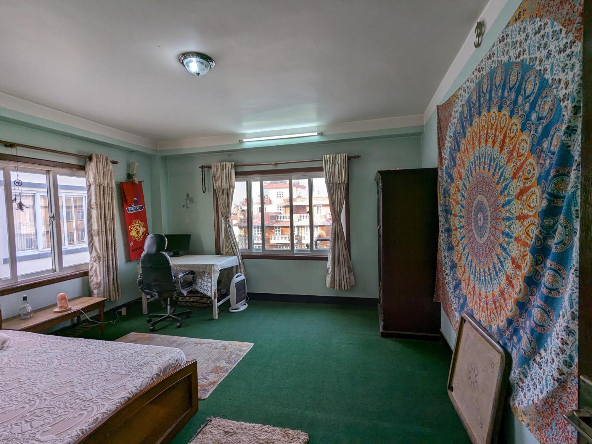 Family Home With Rooftop Access And Mountain View Katmandu Eksteriør billede